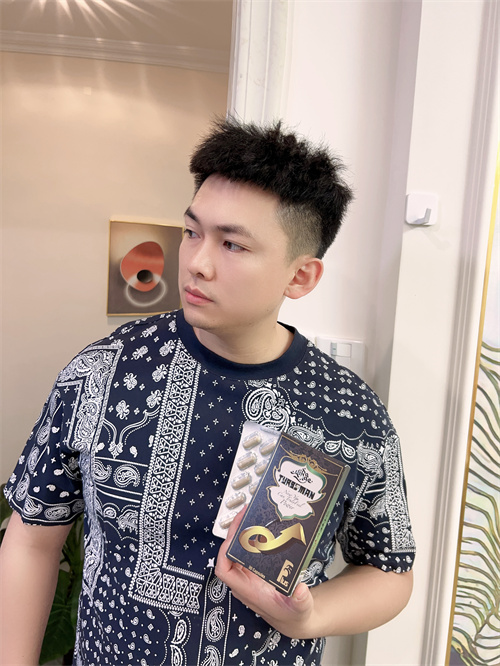 阳光帅气男星新宠迪拜特勃Turboman