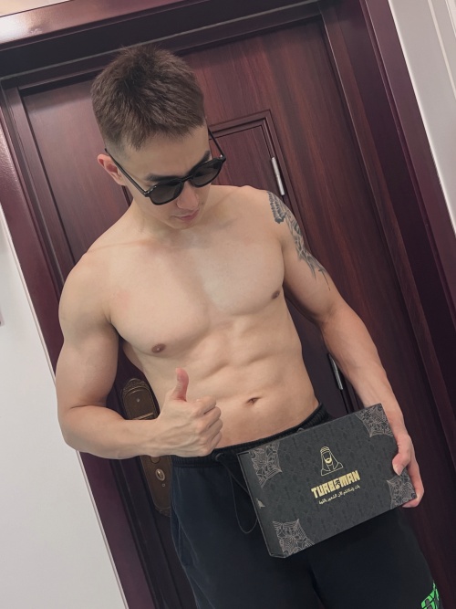 王哥别慌！久坐后没状态？试试这个，健身同房