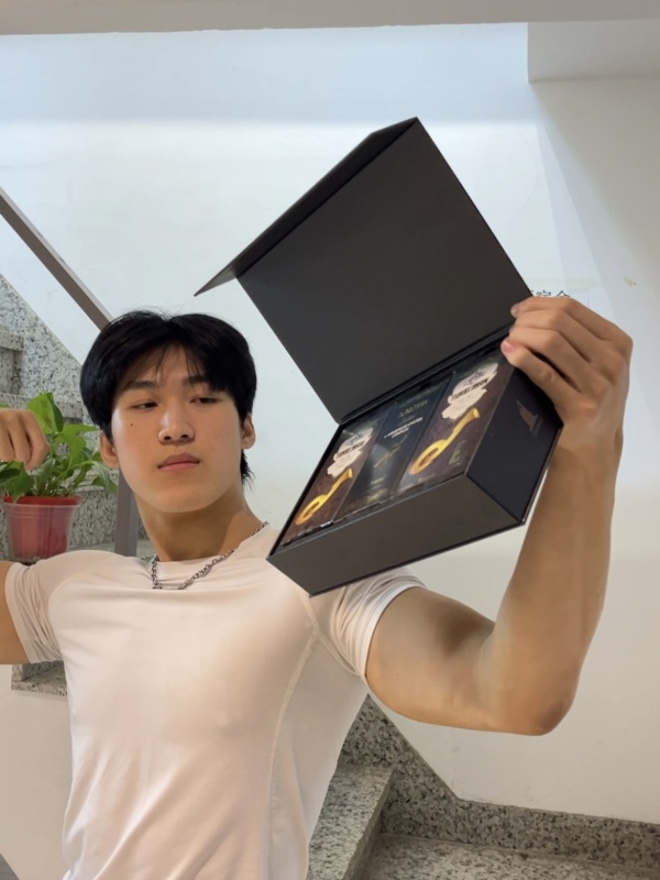 董哥想好好陪家人出省玩？