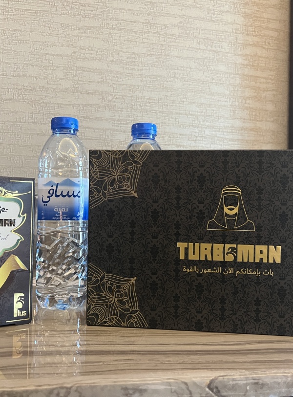 董哥靠迪拜turboman解锁生活新体验